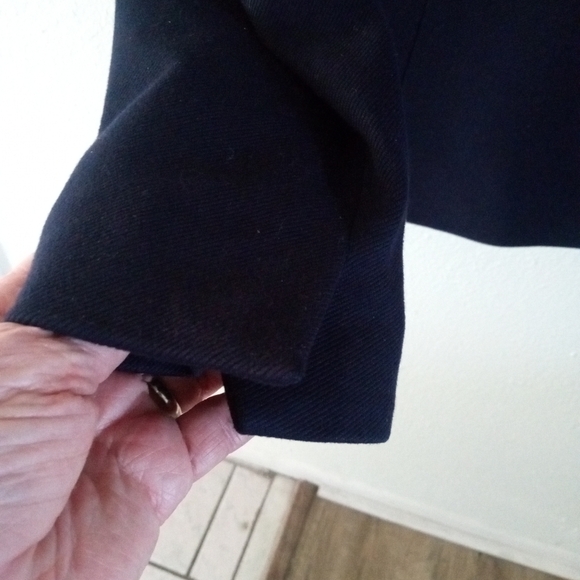 J CREW Going Out Stretch Twill Blazer In Navy | 8 - Picture 5 of 9